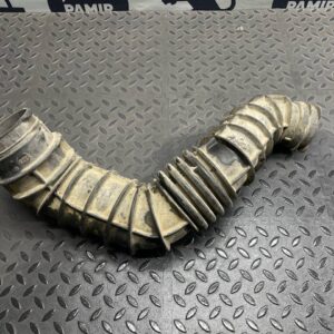 Патрубок воздушного фильтра Ford Transit 2000-2006