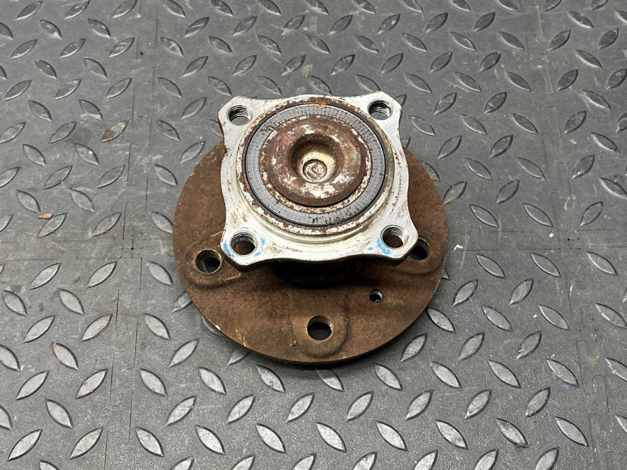 Ступица задняя Mercedes B/W245 2005-2011