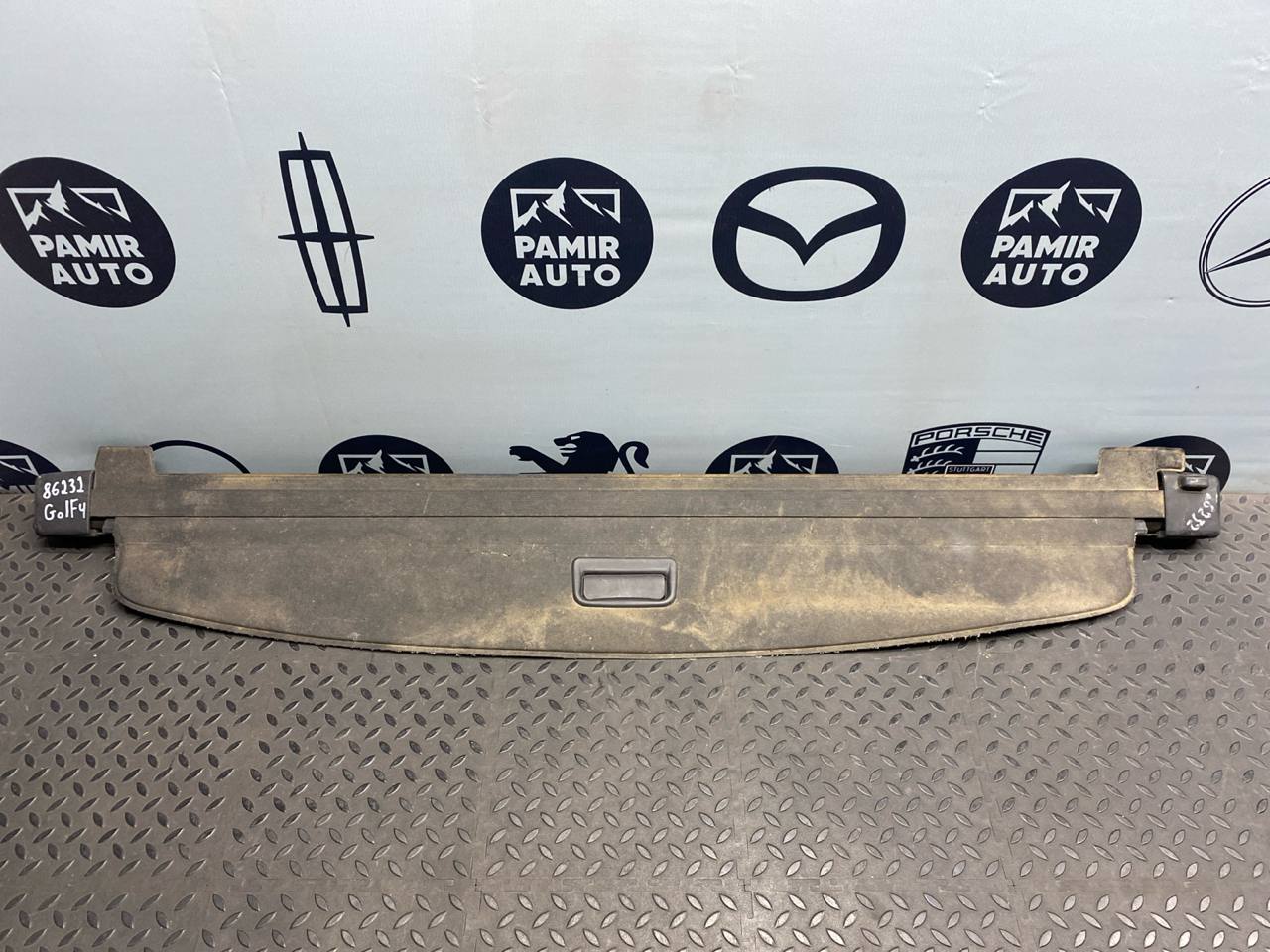 Шторка багажника Volkswagen Golf/4 1997-2006