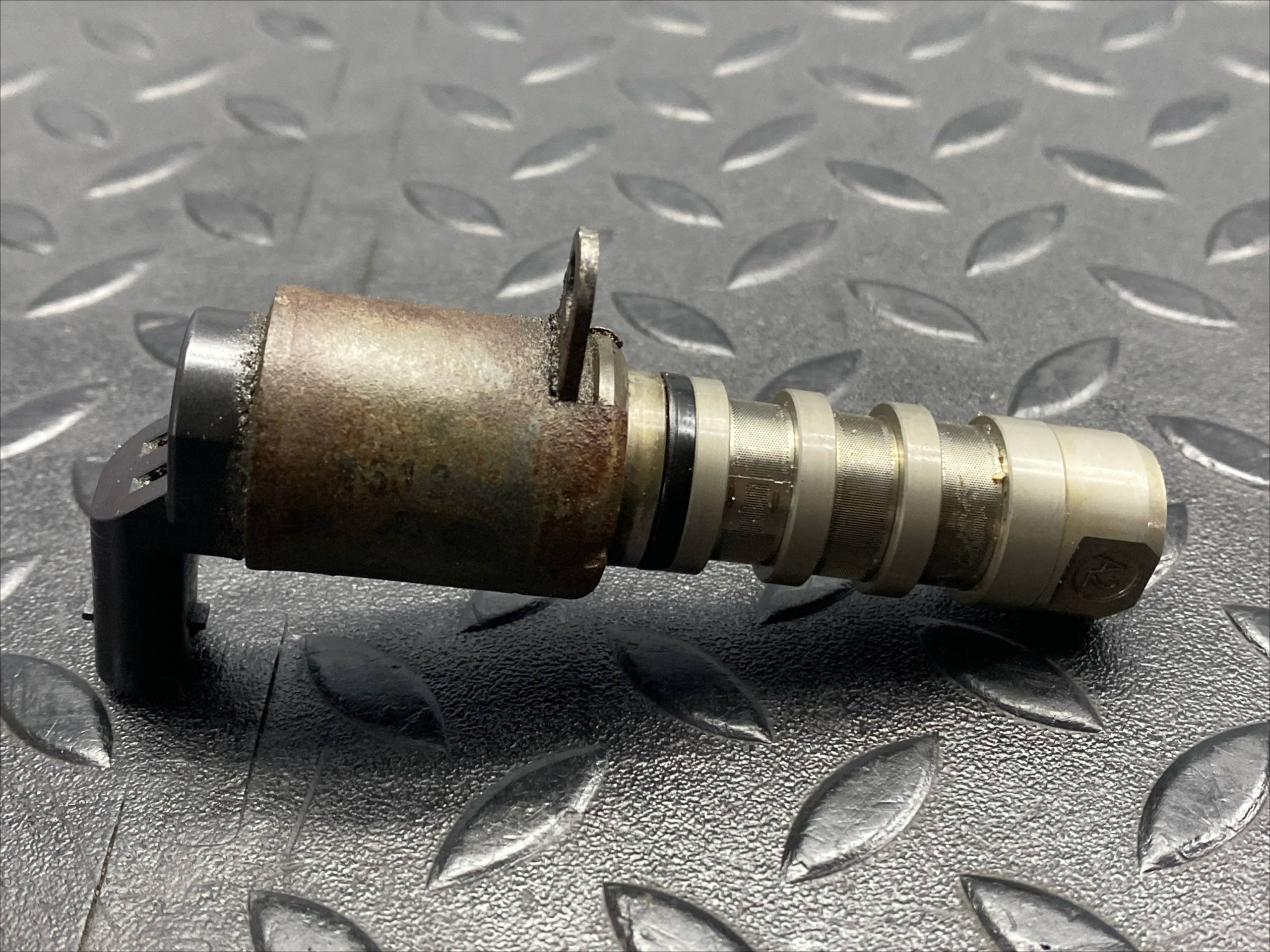 Клапан изменения фаз ГРМ Audi A6/C7 2011–2018