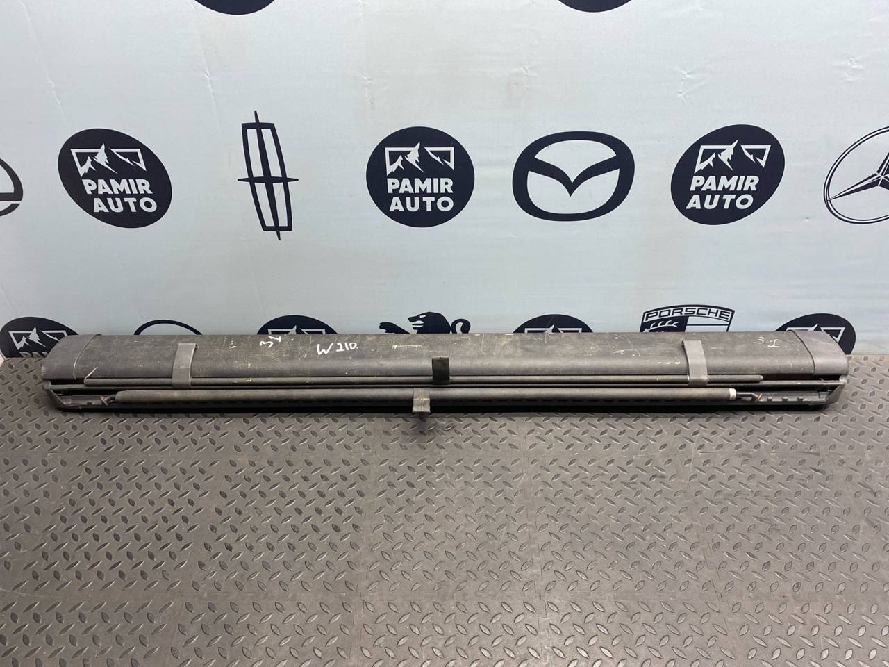 Шторка багажника Mercedes E/W210 1995-2003