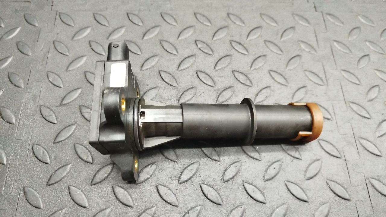 Датчик уровня масла Mercedes E/W211 2002-2009