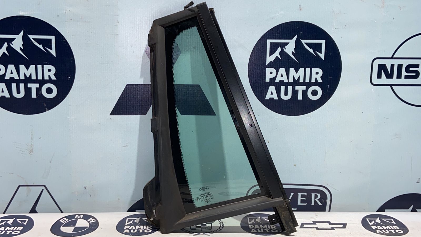 Форточка двери задняя правая  Ford Mondeo/3 2000-2007