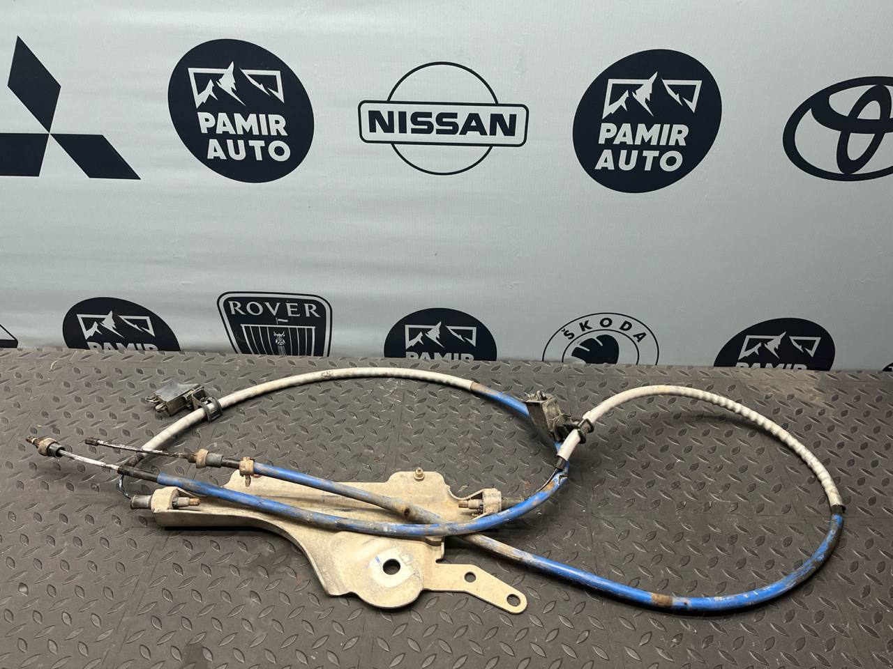 Трос стояночного тормоза Peugeot Expert/2 2007-2016