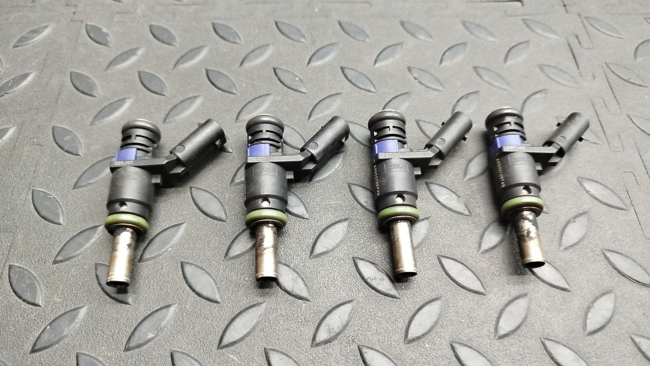 Форсунка бензиновая Mercedes B/W245 2005-2011