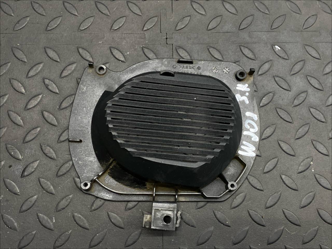 Накладка двери задняя правая Mercedes C/W202 1993-2001