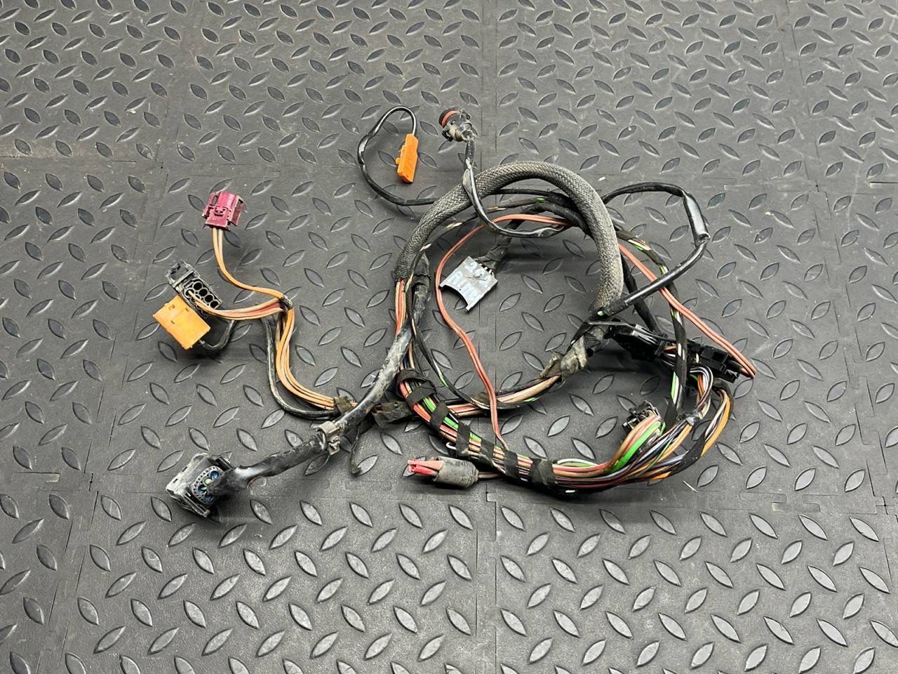 Проводка двери передняя правая Mercedes C/W202 1993-2001