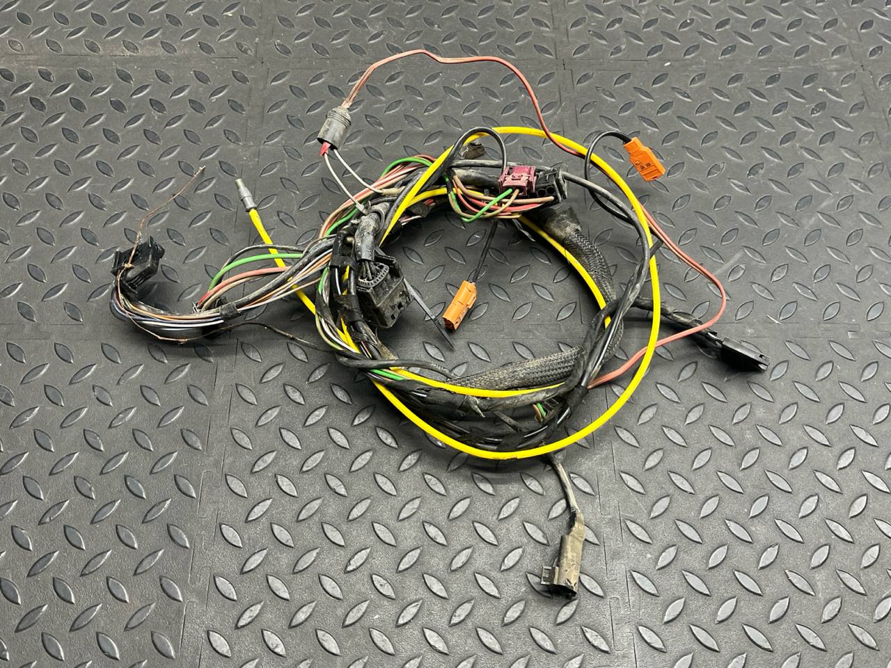 Проводка двери передняя левая Mercedes C/W202 1993-2001