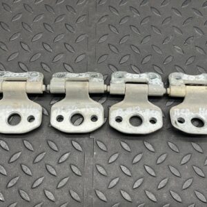 Петля двери передняя Mercedes C/W202 1993-2001