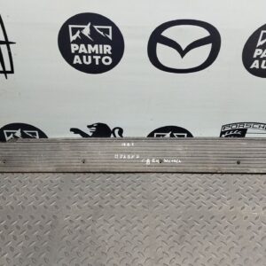 Накладка порога сдвижной двери правая Mercedes Vito/W638 1996-2003