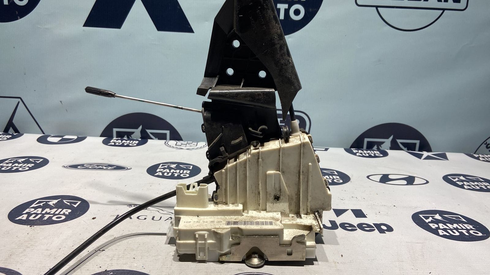 Замок двери задний правый Mercedes B/W245 2005-2011