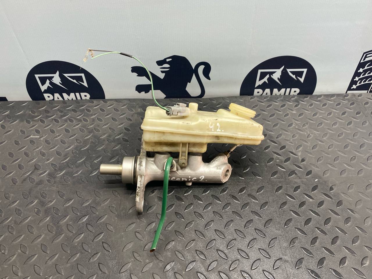 Цилиндр тормозной главный Renault Scenic/2 2003-2009