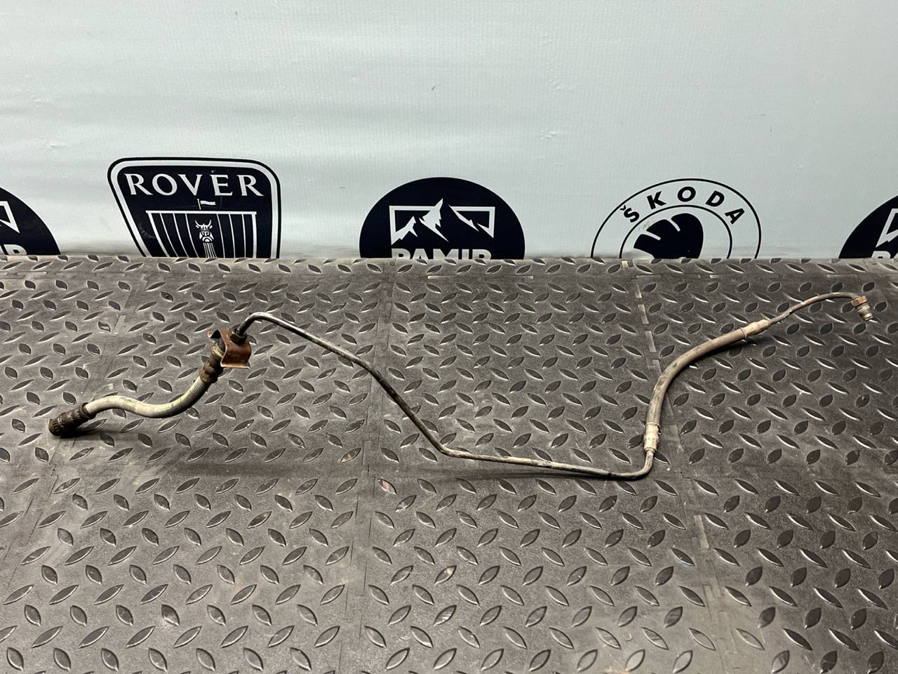 Шланг тормозной задний правый Renault Scenic/2 2003-2009