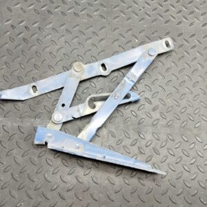 Петля капота правая Mercedes Vito/W638 1996-2003