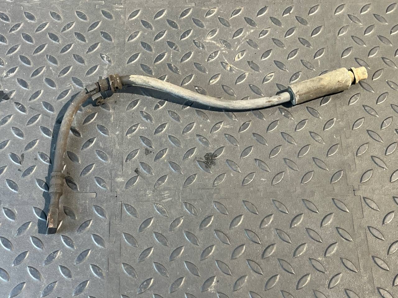 Шланг тормозной передний Opel Zafira/B 2005-2014