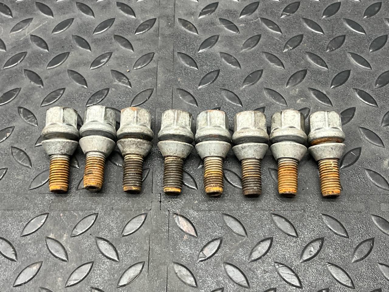 Болт колесный  Renault Renault Scenic/2 2003-2009