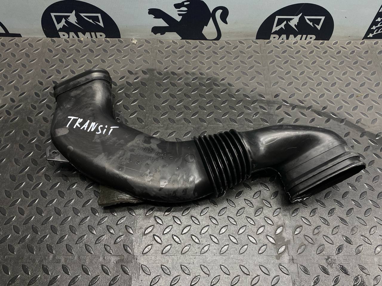 Воздуховод отопителя правый Ford Transit 2000-2006