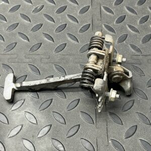 Ограничитель двери передний Peugeot Expert/2 2007-2016