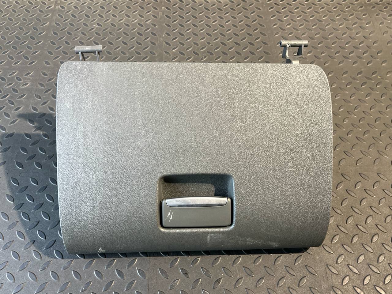 Бардачок Ford Focus/2 2004-2011