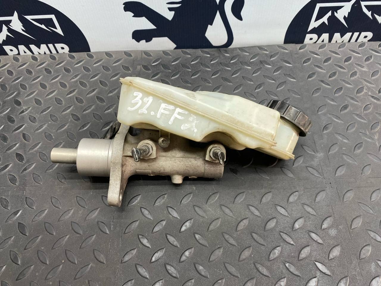 Цилиндр тормозной главный Ford Focus/2 2004-2011