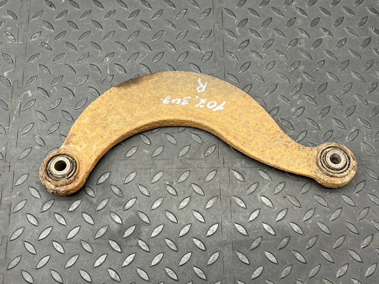 Рычаг задний Ford Focus/2 2004-2011