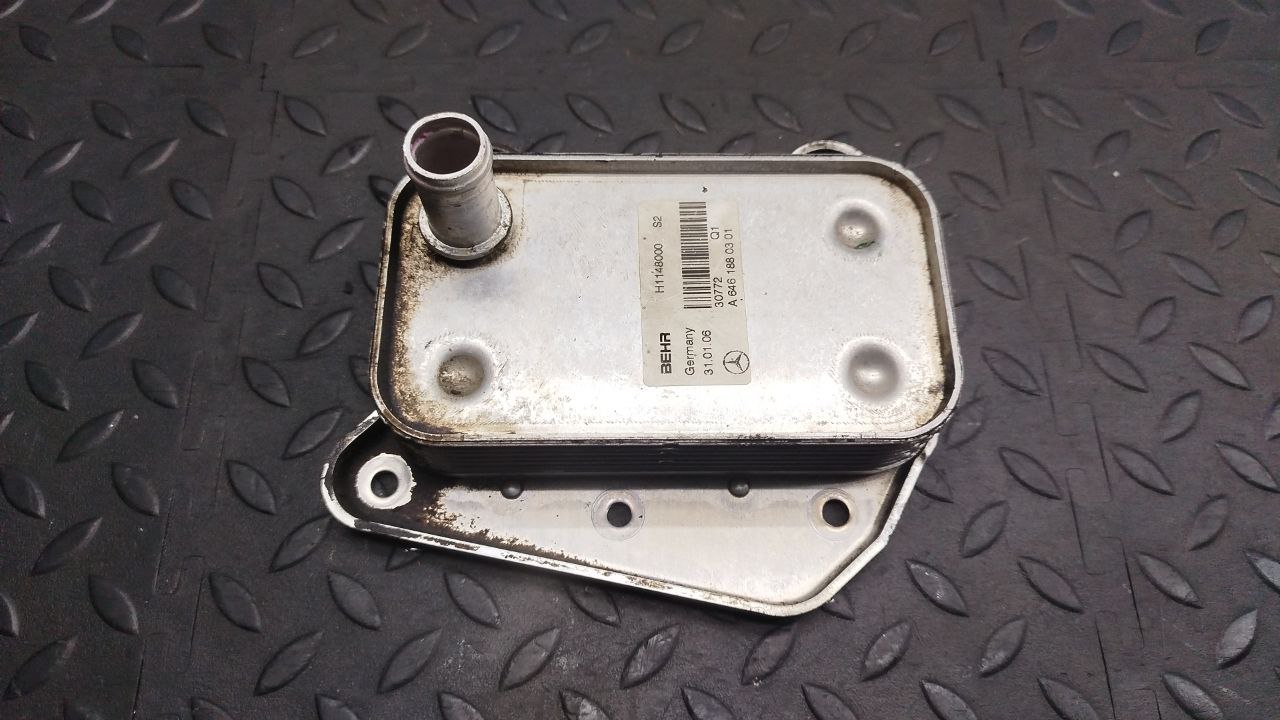 Радиатор масляный (Теплообменник) Mercedes Vito/W639 2003-2014