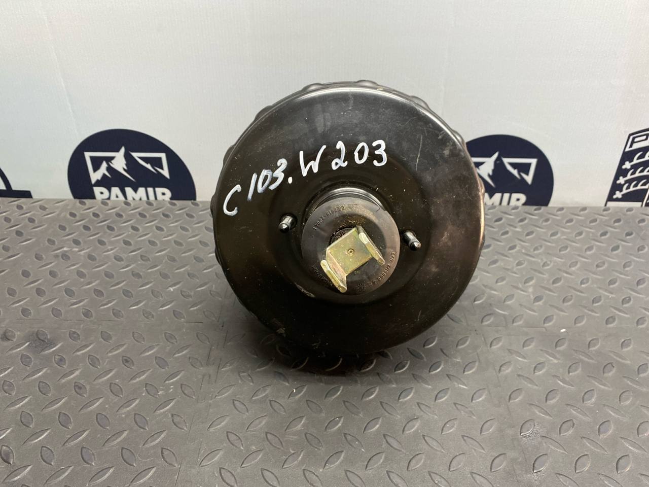 Усилитель тормозов вакуумный Mercedes C/W203 2000-2008