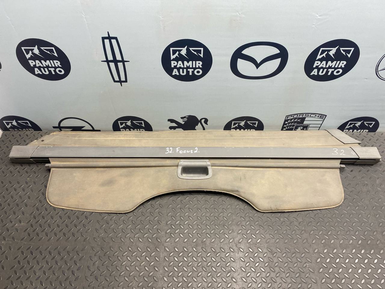 Шторка багажника Ford Focus/2 2004-2011