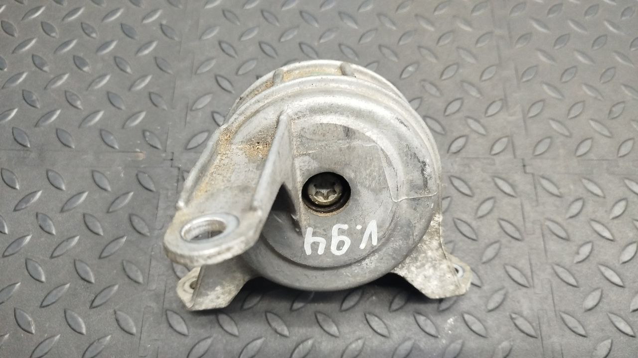 Опора двигателя Opel Astra/H 2004-2014