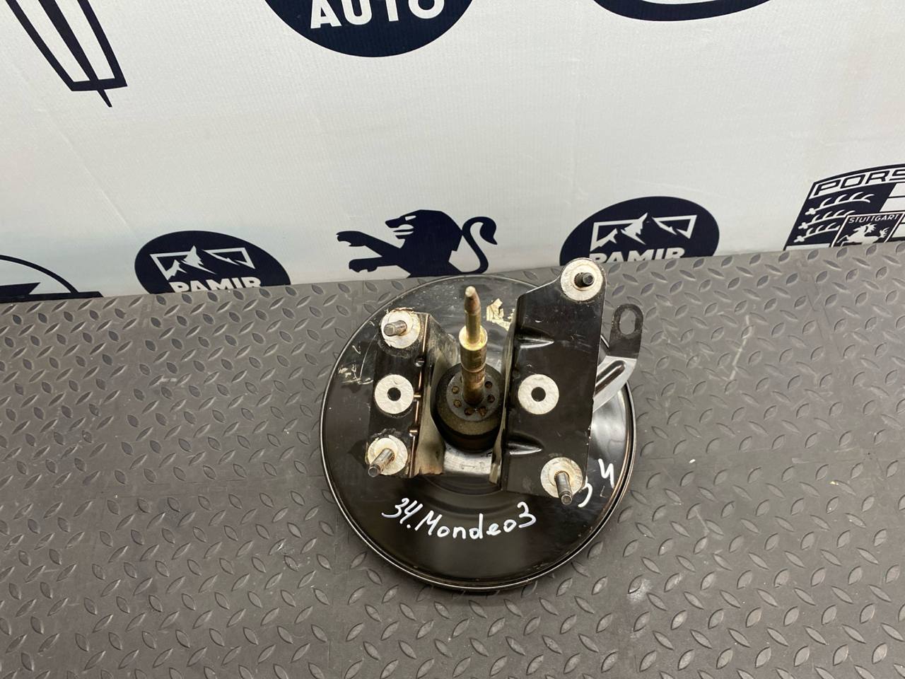 Усилитель тормозов вакуумный Ford Mondeo/3 2000-2007