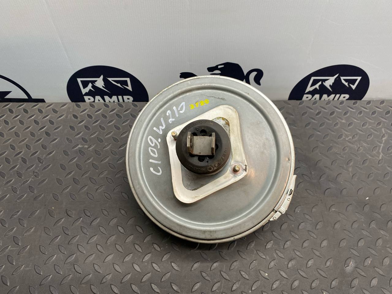 Усилитель тормозов вакуумный Mercedes E/W210 1995-2003