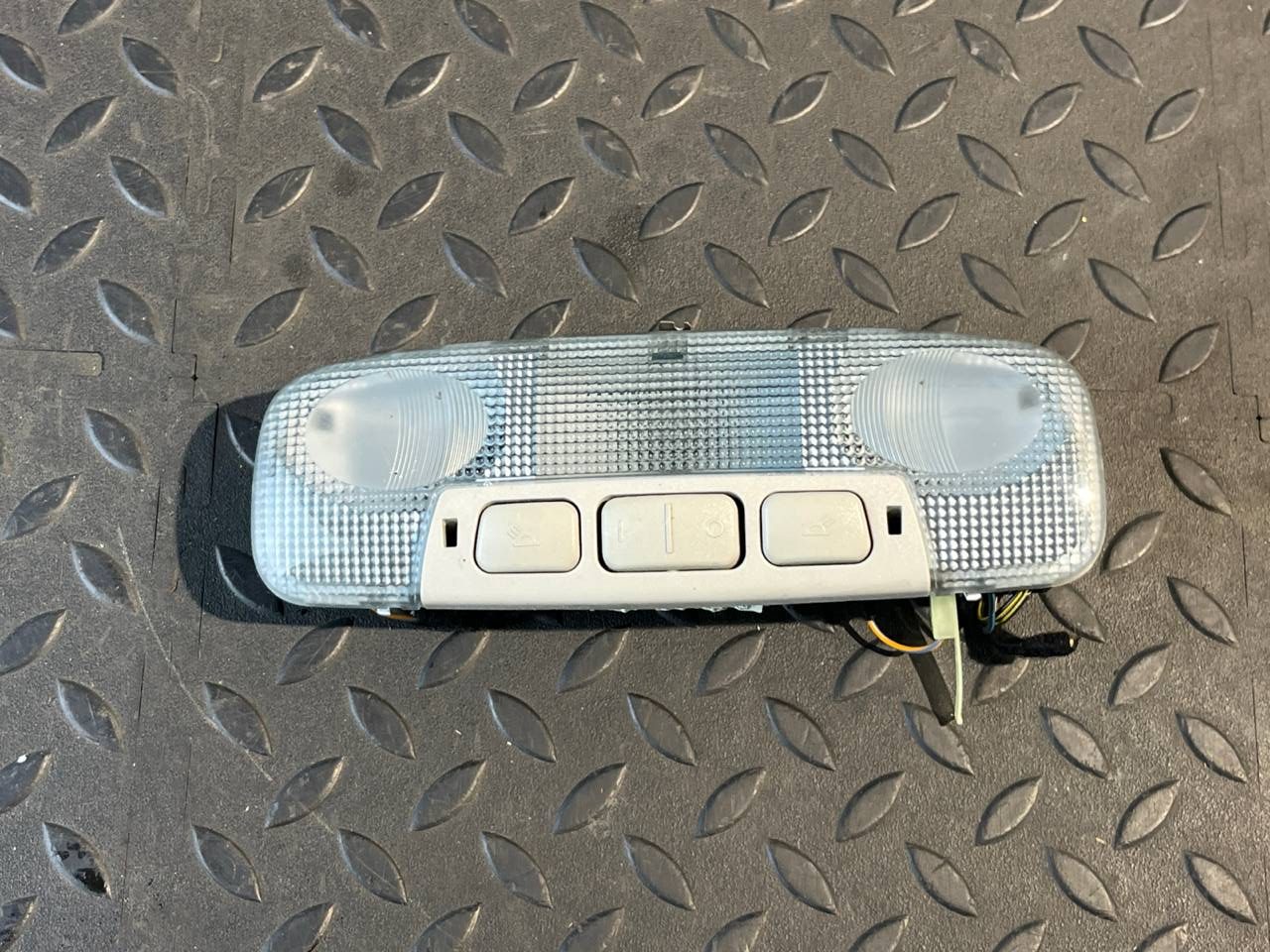 Плафон салонный Ford Focus/2 2004-2011