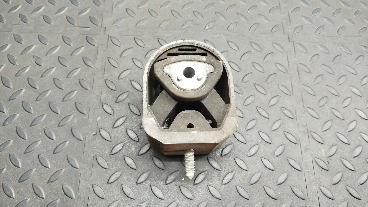 Опора двигателя Mercedes B/W245 2005-2011