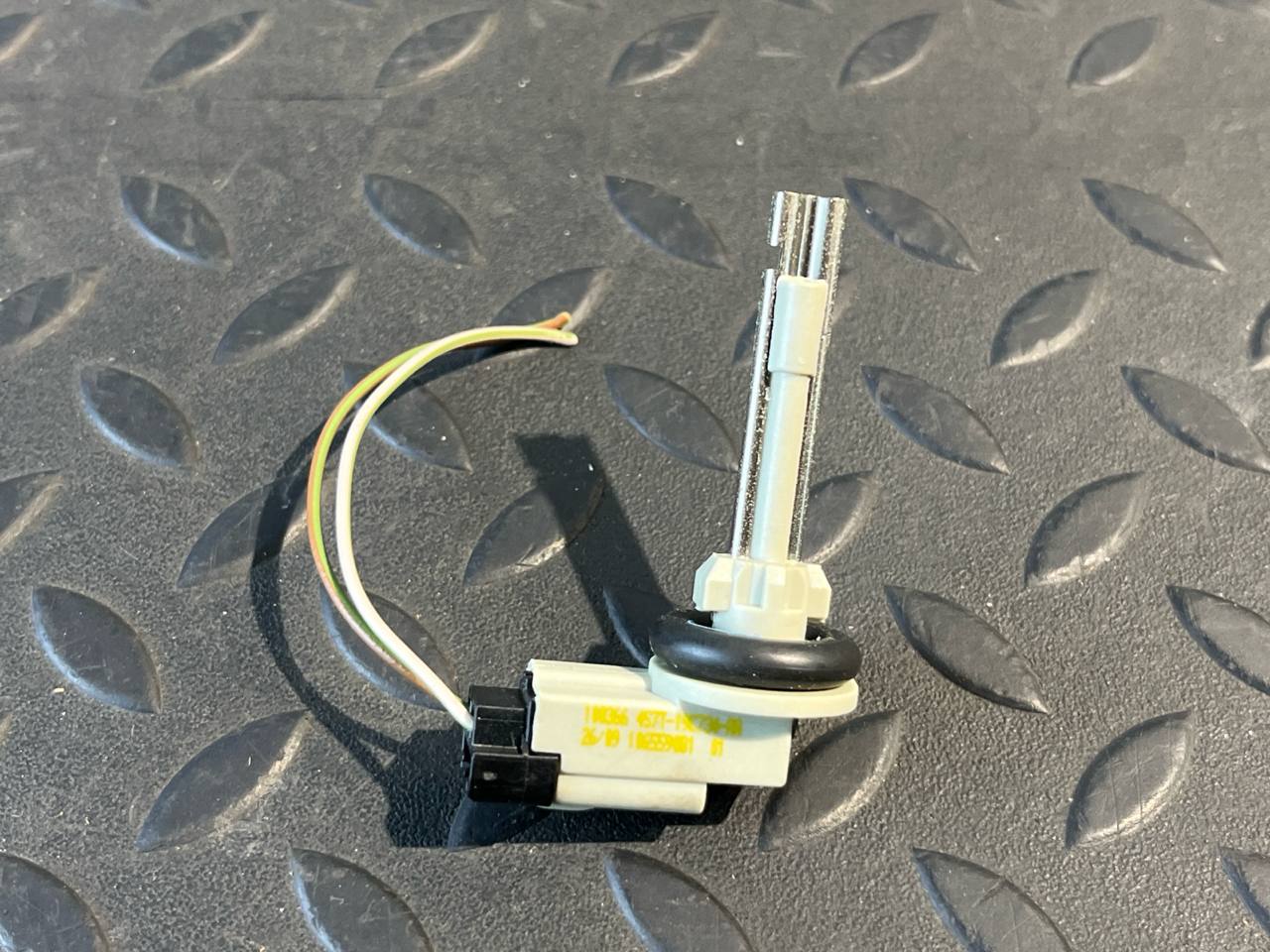 Датчик температуры воздуха Ford Focus/2 2004-2011