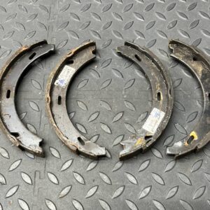 Колодки стояночного тормоза Mercedes  C/W202 1993-2001