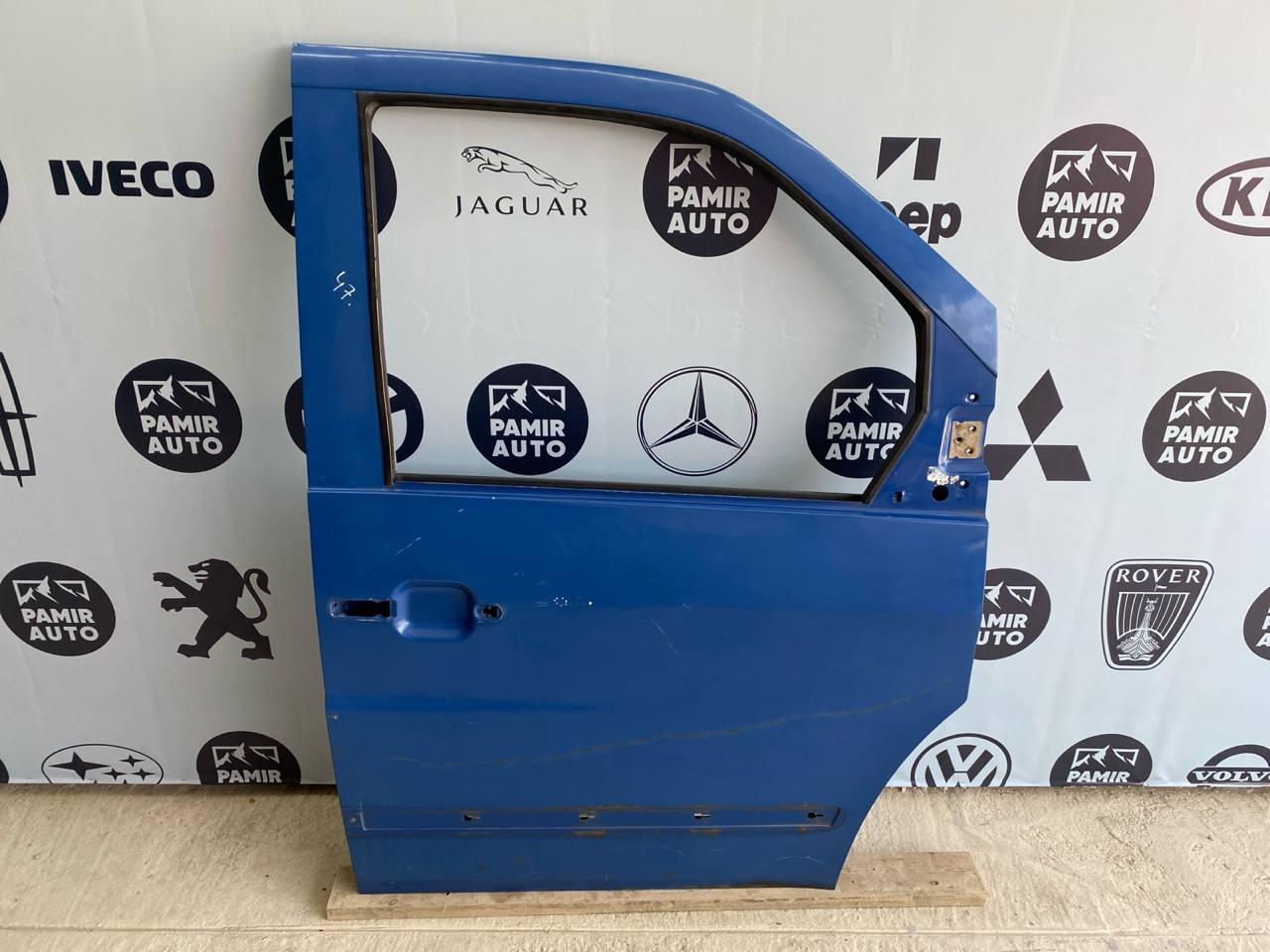 Дверь передняя правая Mercedes Vito/W638 1996-2003