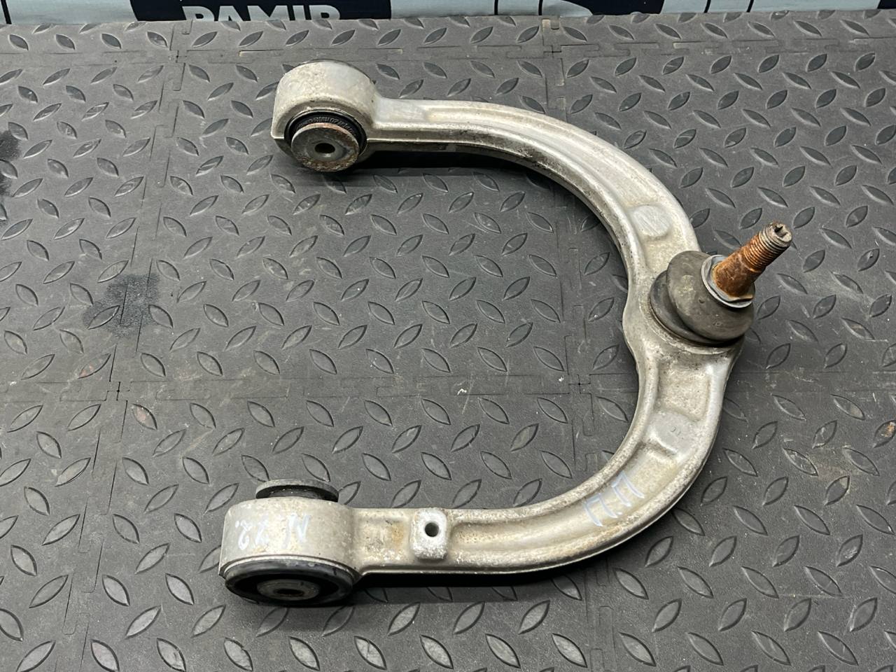 Рычаг передний правый Mercedes M/W164 2005-2011