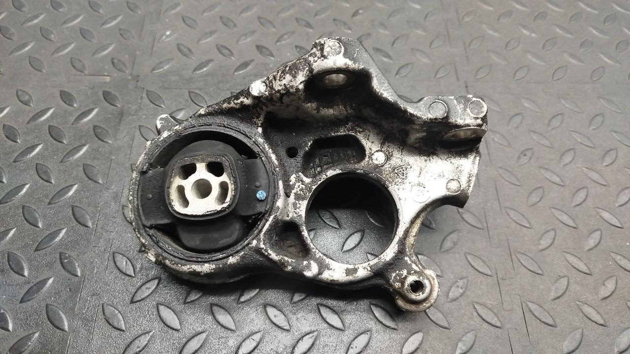 Опора двигателя Peugeot Expert/2 2007-2016