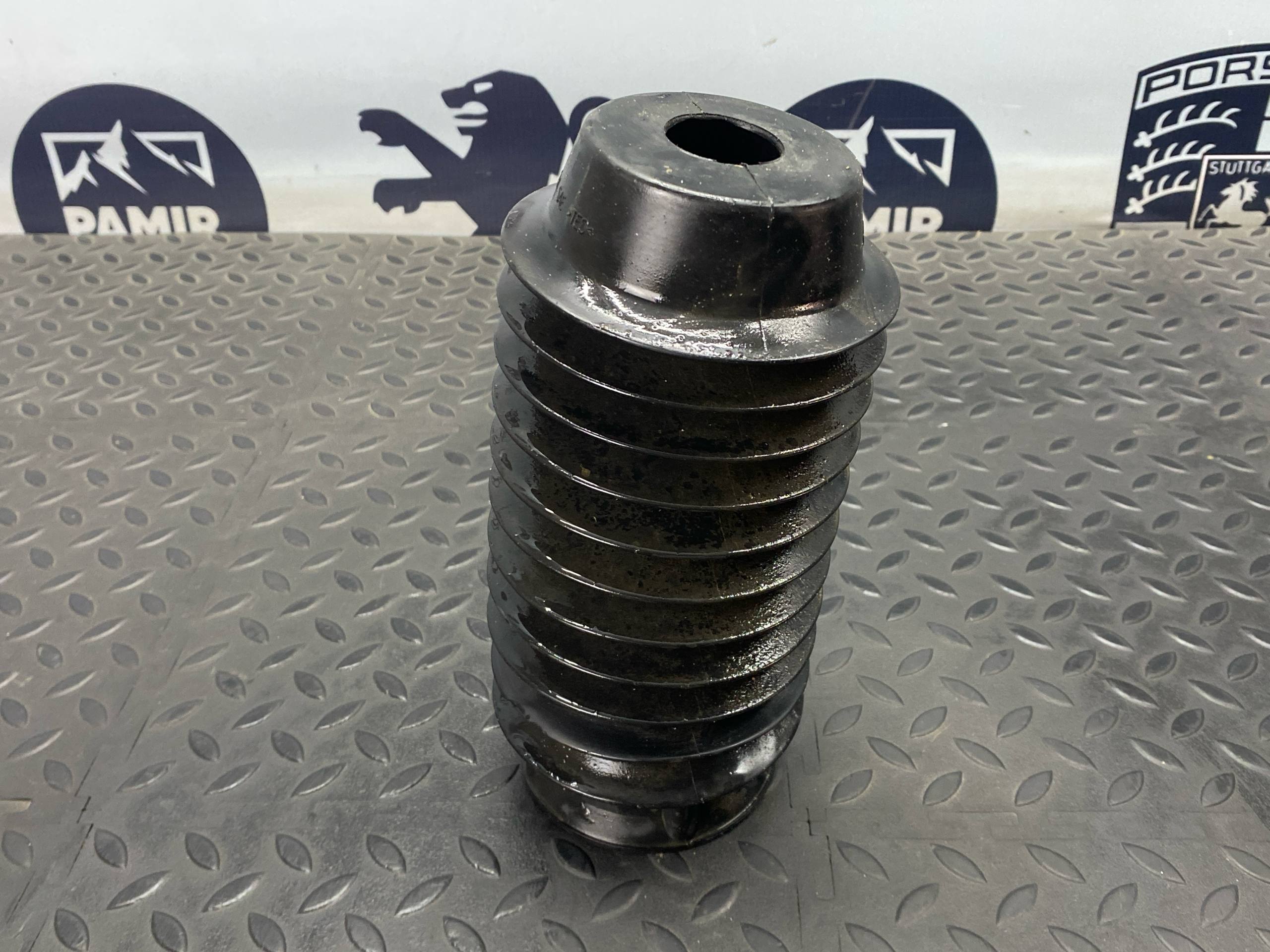 Пыльник амортизатора передний Chrysler PT Cruiser 2000-2010