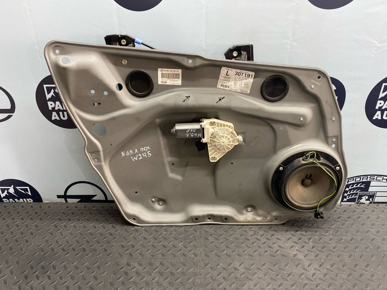 Стеклоподъемник передний левый Mercedes B/W245 2005-2011