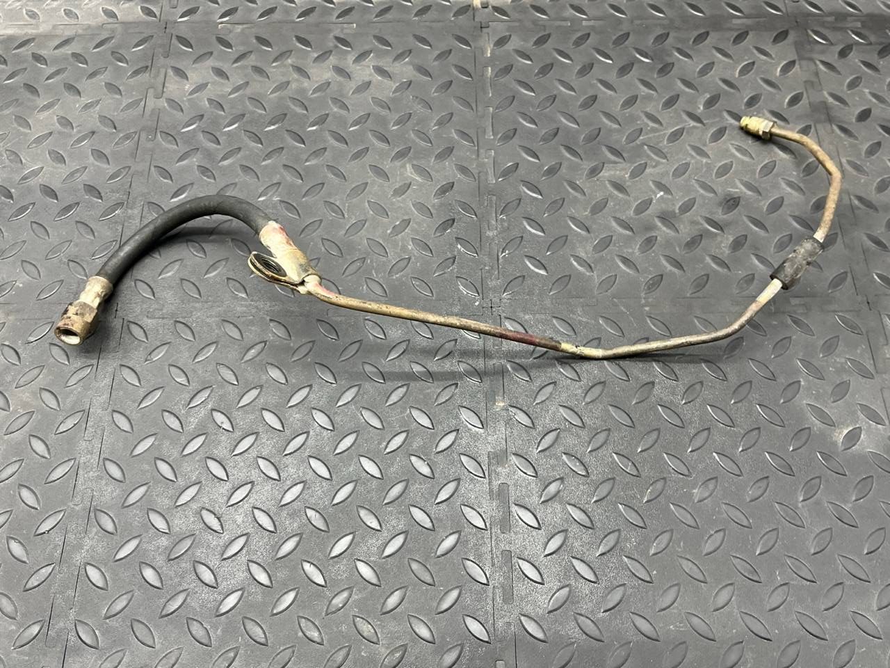 Трубка тормозная передняя левая Mercedes C/W202 1993-2001