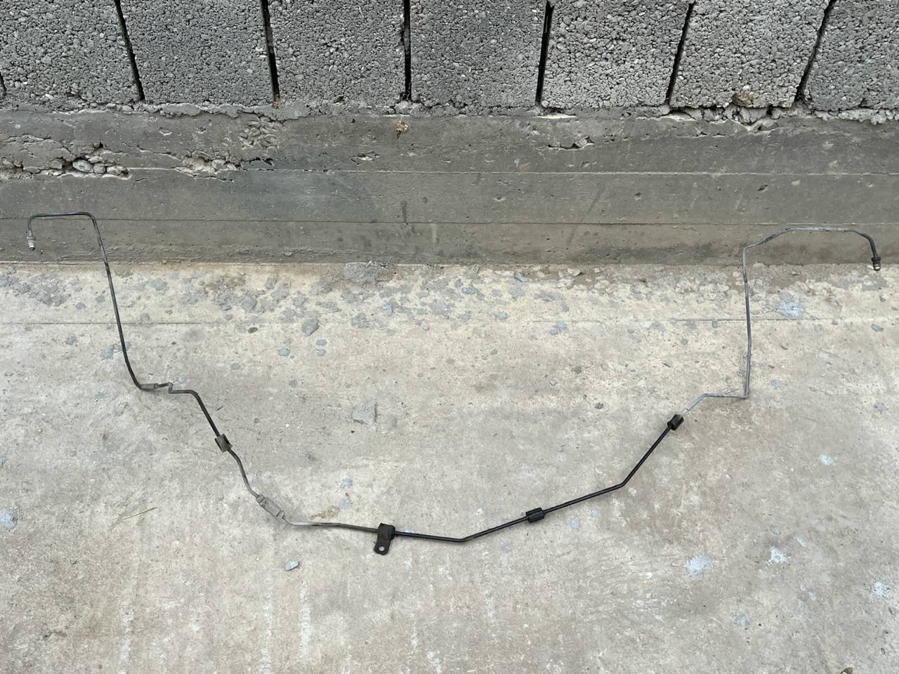 Трубка тормозная правая Mercedes C/W202 1993-2001