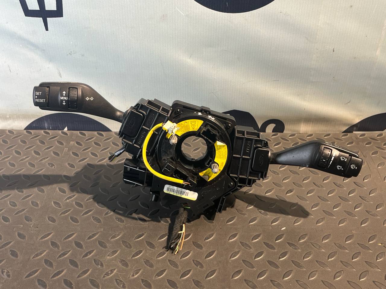 Переключатель подрулевой Ford Focus/2 2004-2011