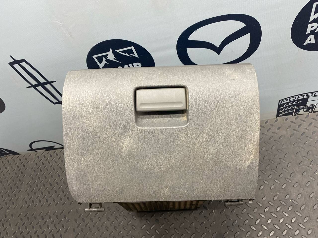 Бардачок Ford Focus/2 2004-2011