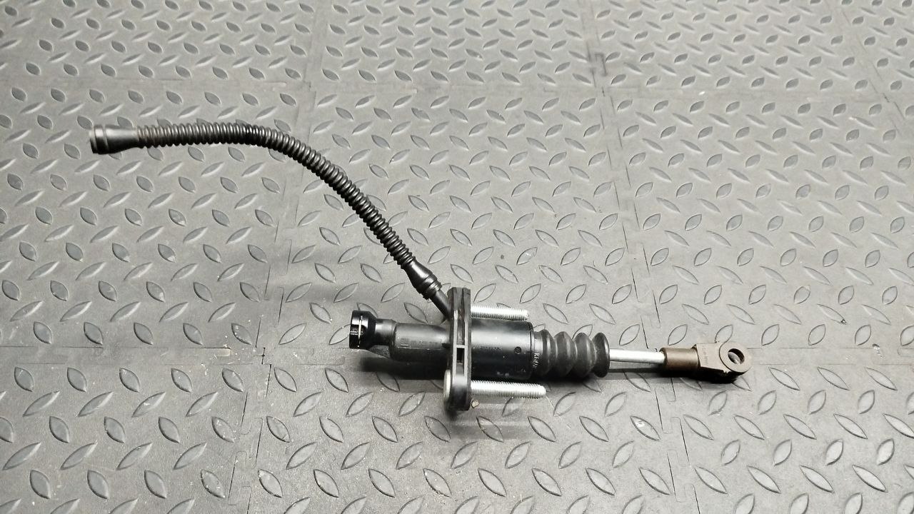 Цилиндр сцепления главный Opel Astra/H 2004-2014