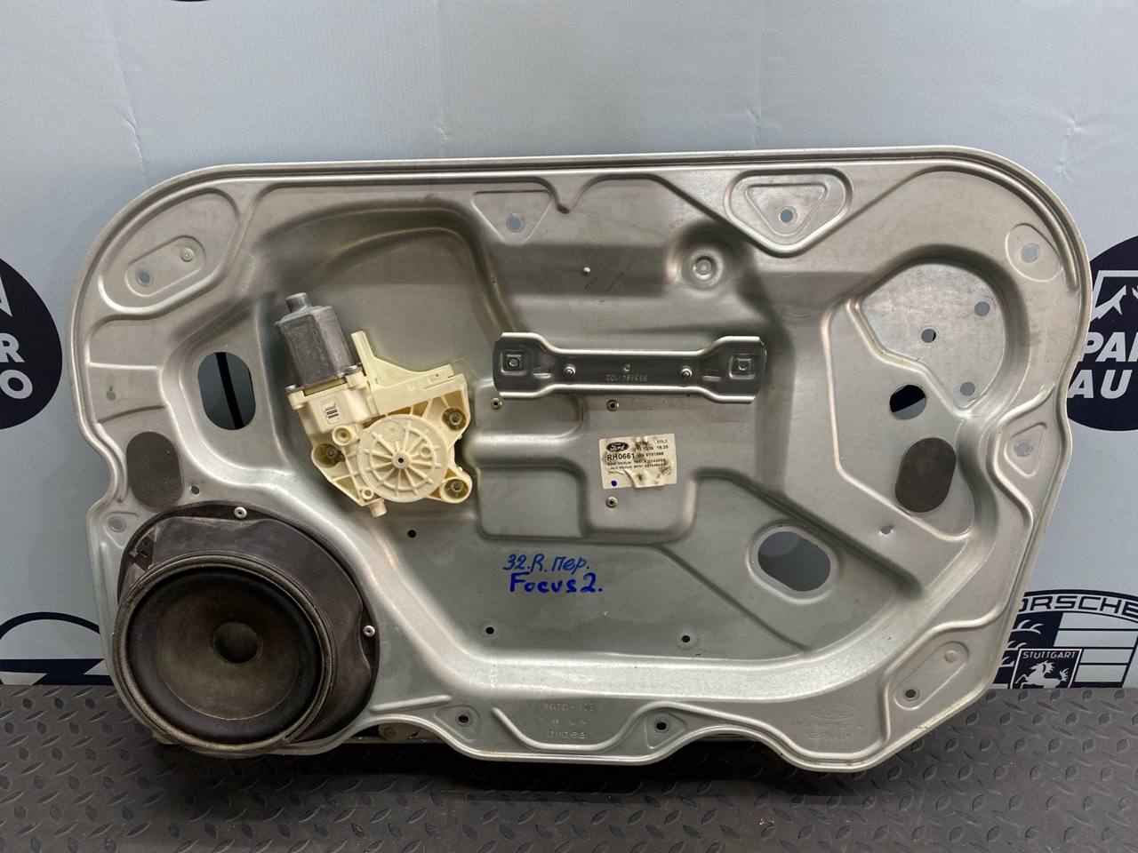 Стеклоподъемник передний правый Ford Focus/2 2004-2011