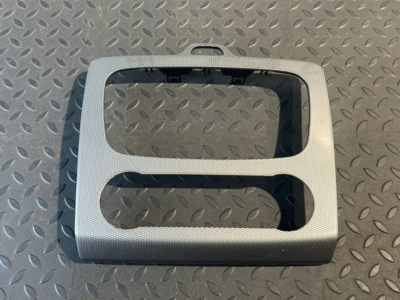 Накладка на торпедо Ford Focus/2 2004-2011