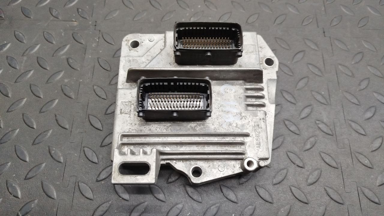 Блок управления двигателем Opel Astra/H 2004-2014