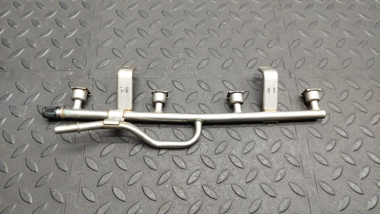 Рампа топливная Opel Astra/H 2004-2014