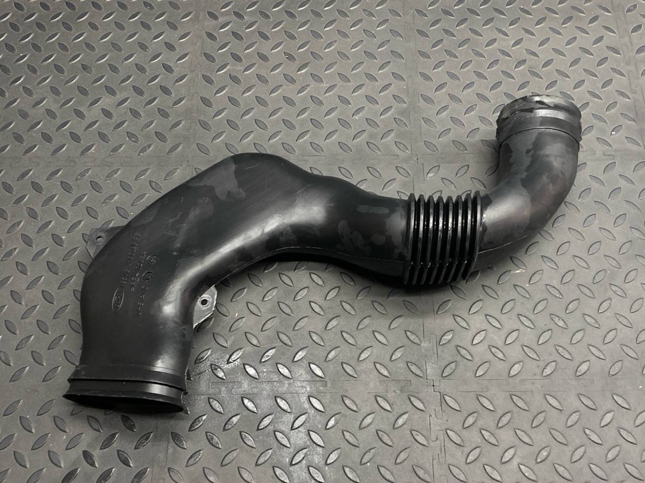 Воздуховод отопителя правый Ford Transit 2000-2006